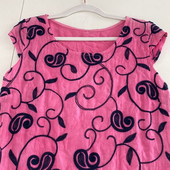 Italian 100% linen dress with navy blue embroidered detail cap sleeves, pockets - Picture 3 of 12